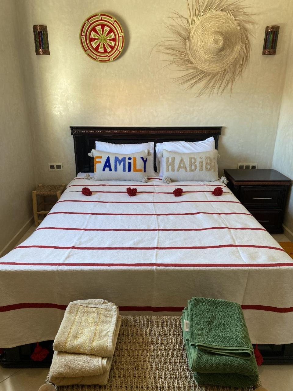 Taghoba Surf House Hostel Tamraght Room photo